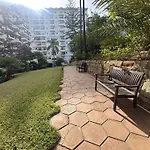 Shining Gold By Deihu Experiences Apartman
