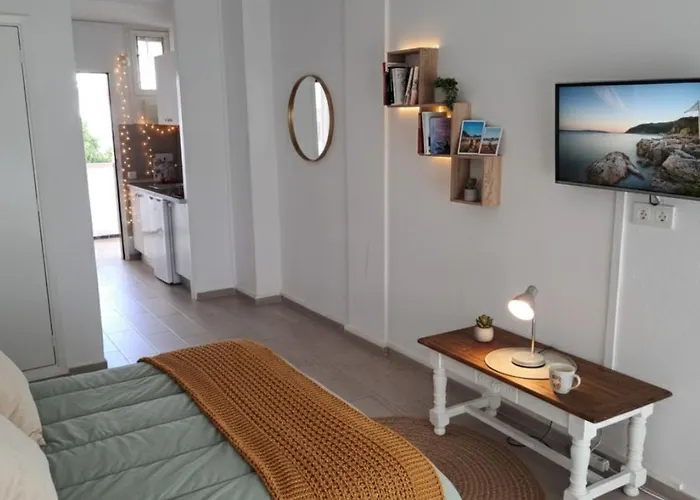 Apartment Shining Gold By Deihu Experiences